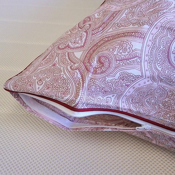 枕カバー ペイズリー柄 ファスナー付き サイズ43ｘ63cm 綿100％ 日本製 |  | 05