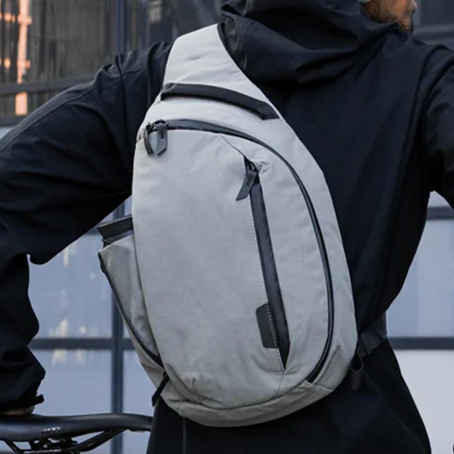 【公式】METRO CROSSBODY  左右2タイプ クロスボディバッグ スリングバッグ ショルダーバッグ 10L トラベル 旅行 ビジネス [ALPAKA/アルパカ]の画像