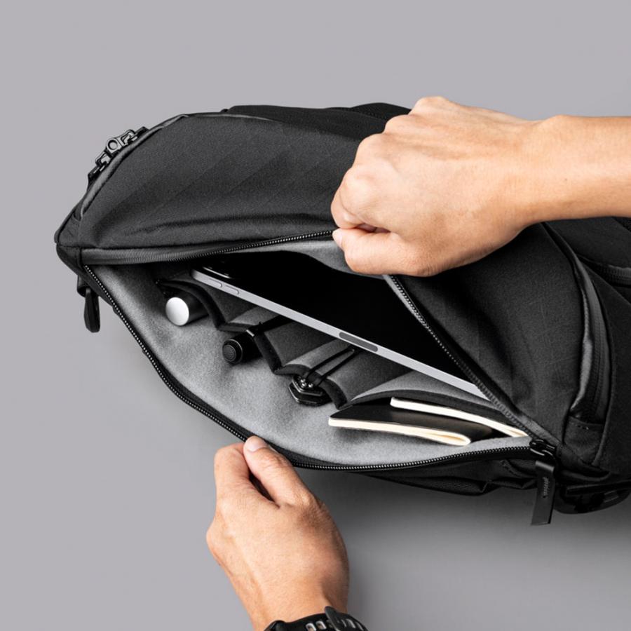 ALPAKA 【公式】BRAVO SLING MAX V2 AXOGRID スリング ボディバッグ