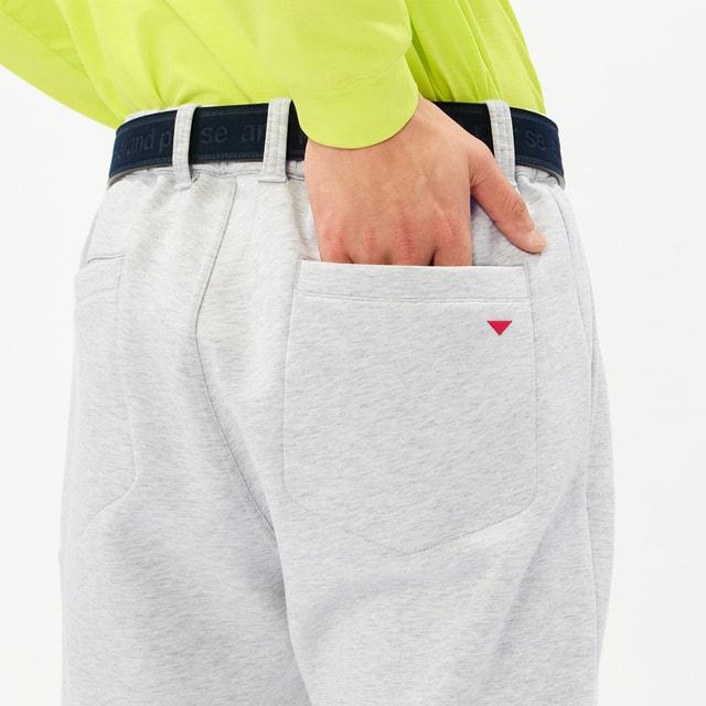 and per se（アンパスィ） ゴルフウェア ロングパンツ 秋 冬 ショット