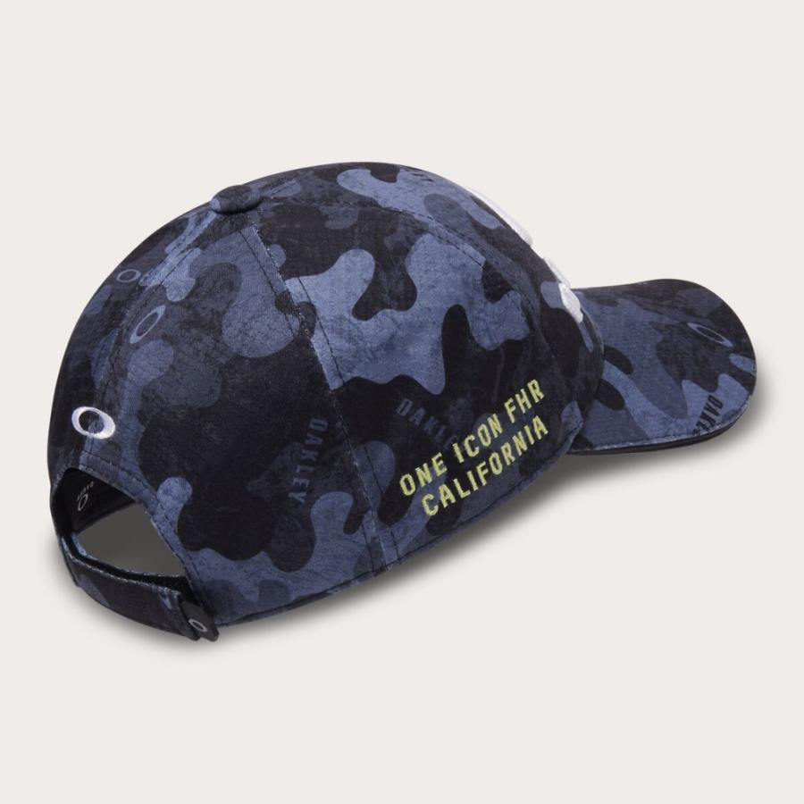OAKLEY 中綿キルティング フェイスカバーキャップ 顔出し可能 未使用に近い OAKLEY（オークリー） ゴルフウェア キャップ 春 夏 FIXED CAP 26.0