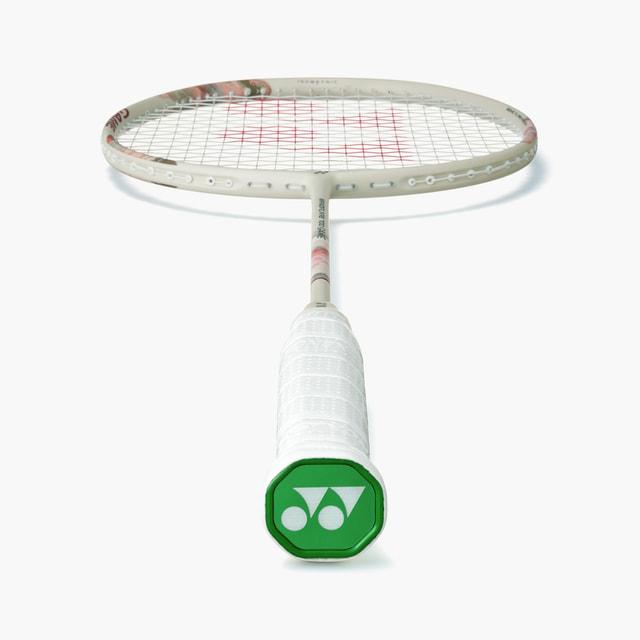 新品未使用ナノフレア700ゲーム YONEX YONEX（ヨネックス） バドミントンラケット ナノフレア700ゲーム 2NF