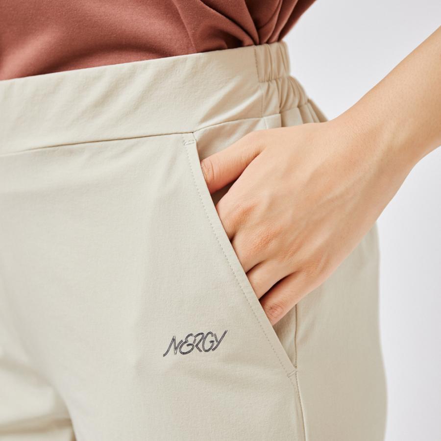 新品　NERGY ヨガウェア 上下セット プルオーバー アウター ロングパンツ ナージー レディース ロングパンツ 布帛ジョガーパンツ NJS63170