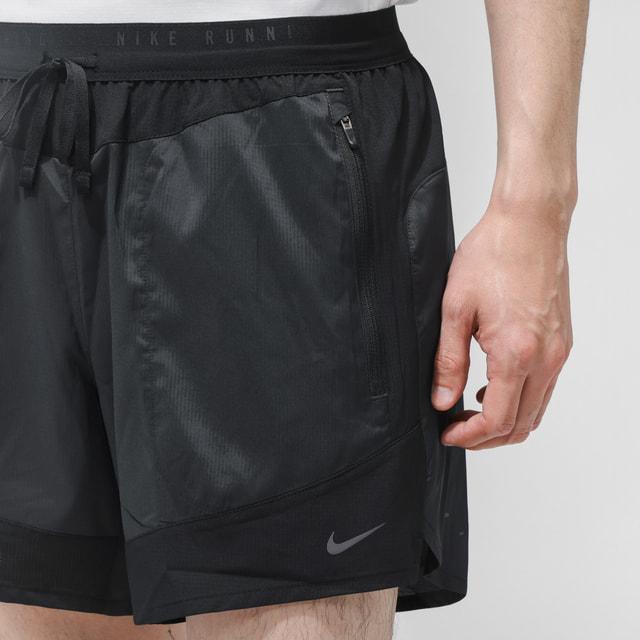 ナイキ メンズ 陸上/ランニングウェア ショートパンツ ストライド Dri-FIT 13cm ランニングショートパンツ インナー付き IF2017 NIKEの画像