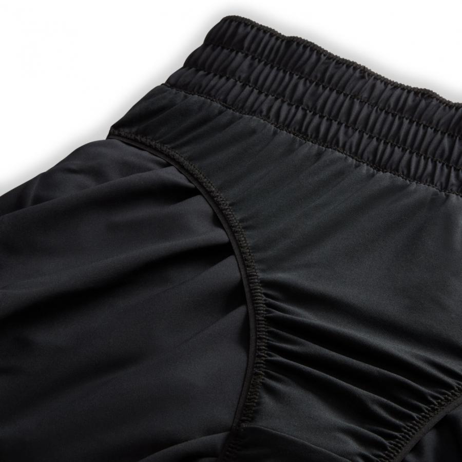 NIKE ランニングパンツ 新古品 NIKE - ナイキ スウィフト ランニングパンツ Mの通販 by 's shop