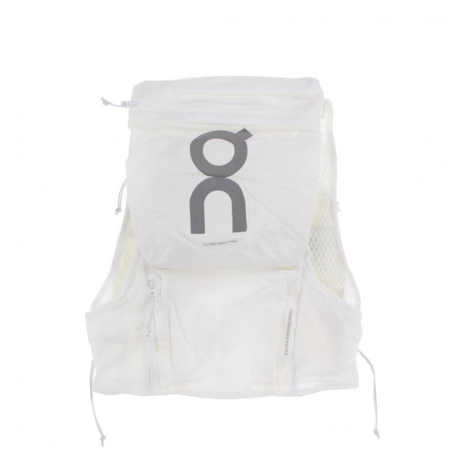 on Ultra Vest Pro　ウルトラベストプロ　S ランニングザック On（オン） 陸上/ランニング バックパック Ultra Vest Pro ウルトラ