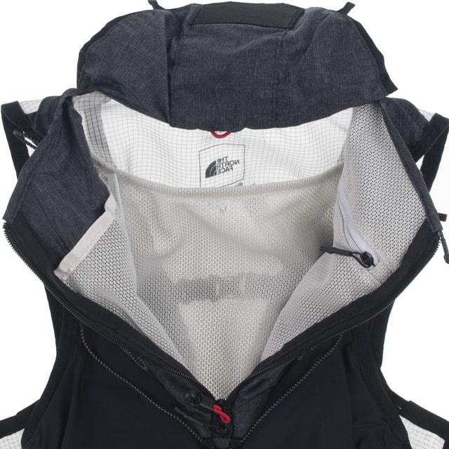 新品 THE NORTH FACE ランニングベスト TR6 白　NM62513 THE NORTH FACE（ザ ノースフェイス） ランニング バックパック TR 6