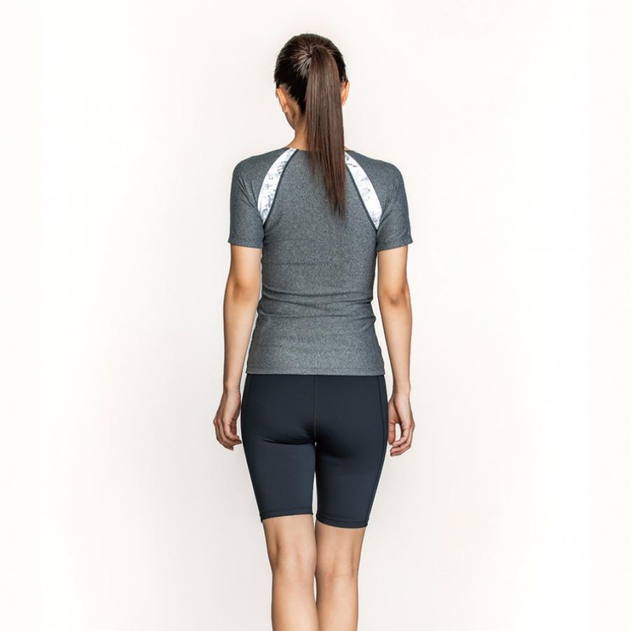 NIKE（ナイキ） レディス 水泳 フィットネス水着 FA24 ジップ付き半袖