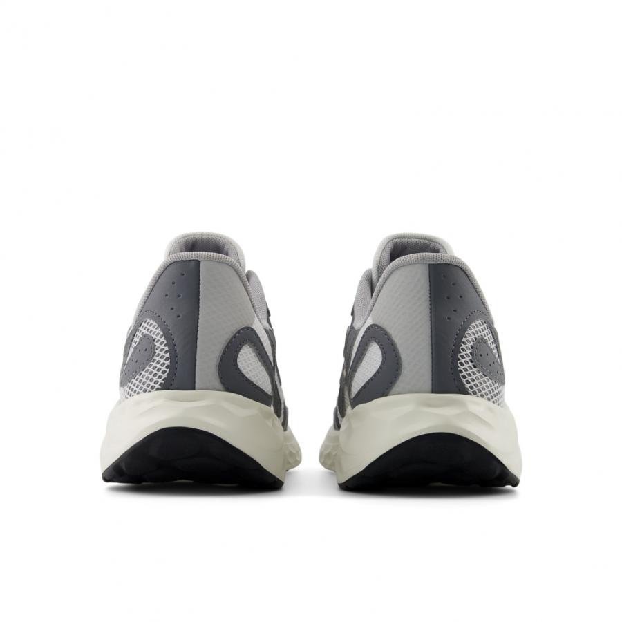 New Balance（ニューバランス） Fresh Foam Arishiv4 MARIS TR4 2E