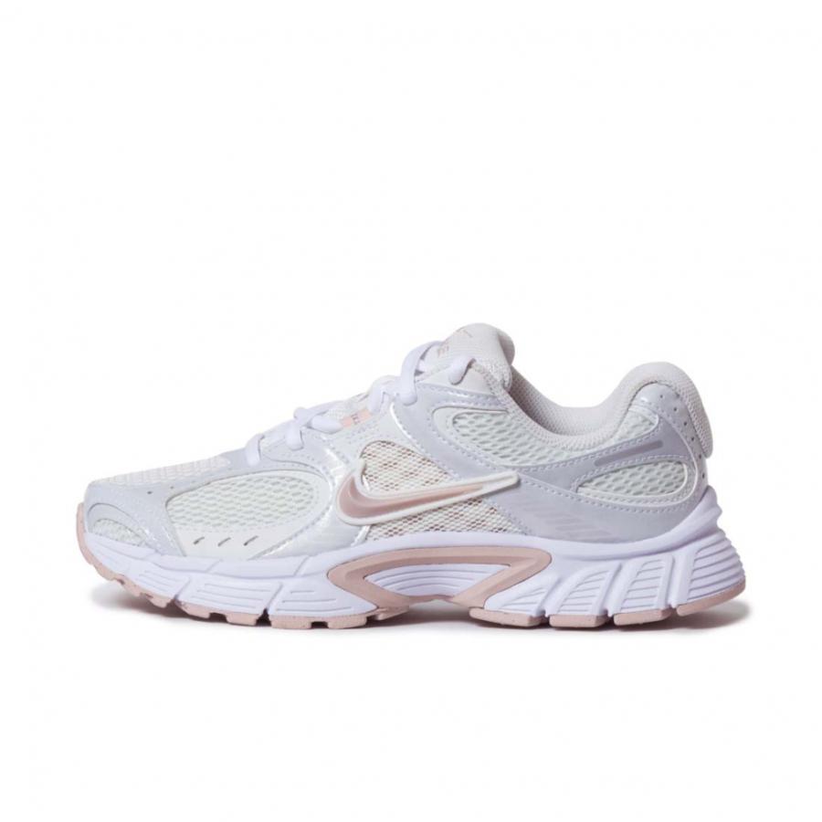 NIKE（ナイキ） ウィメンズV5 RNR HQ7901-110 レディース スニーカー