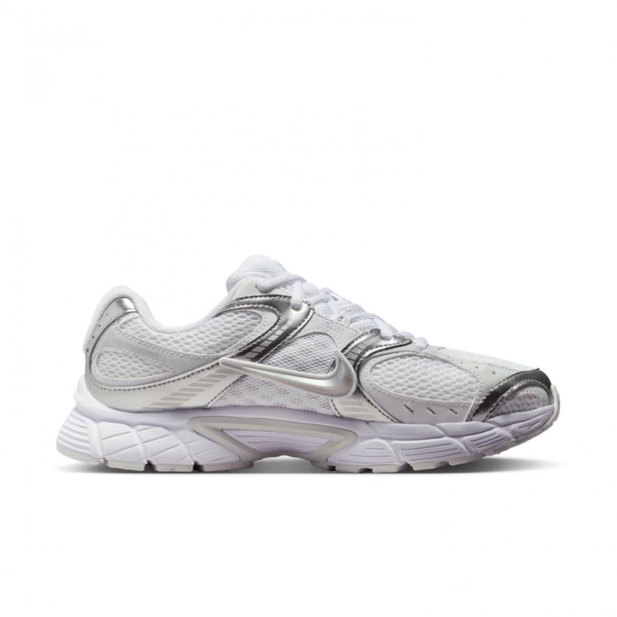 NIKE（ナイキ） ウィメンズV5 RNR HQ7901-112 レディス スニーカー