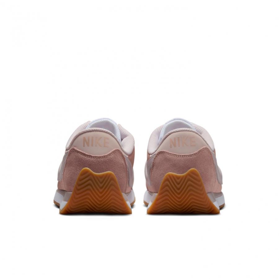 NIKEナイキ＊美シルエットピュアトップ＊人気色 サーモンピンク NIKE（ナイキ） （レディース）スニーカー スポーツシューズ