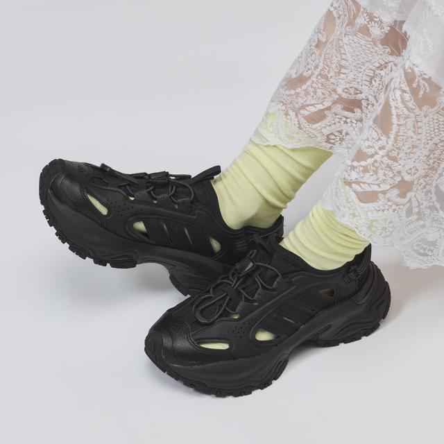 サンタ adidas（アディダス） スニーカー サンダル KH5990 メンズ レディス