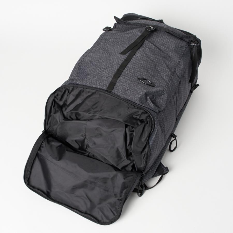 2020秋冬新作 オークリー Essential Box Pack L 4 0 Fos900232 00h デイパック バックパック リュック 32l ブラック ブラック Oakley セール品