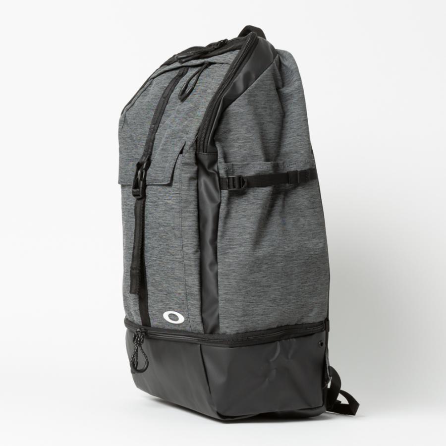 オークリー Essential Two Days Pack 4 0 Fos 29a デイパック バックパック リュック 40l ダークグレー Oakley アルペン Paypayモール店 通販 Paypayモール