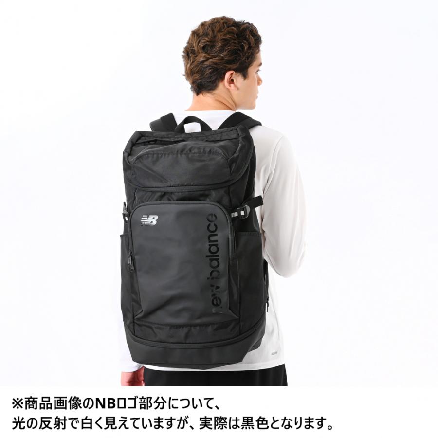 美品　ニューバランス　大容量　バックパック　リュック　40L　PC入れ付き NEW BALANCE（ニューバランス）の「トップローディングバック