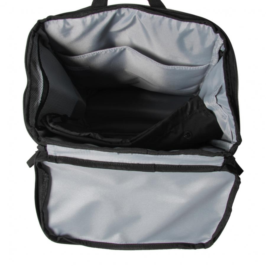 UNDER ARMOUR（アンダーアーマー） UAターポリン バックパック2.0 40