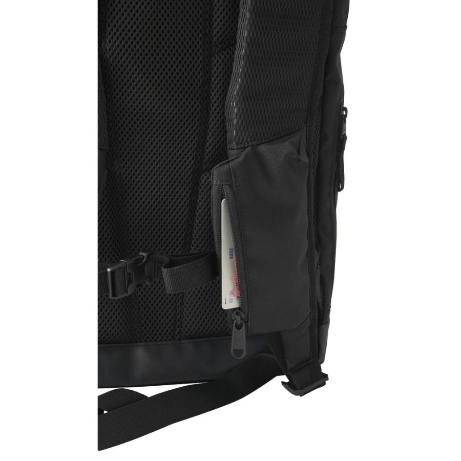 UNDER ARMOUR（アンダーアーマー） UA Tarpaulin Backpack 40L 1368944