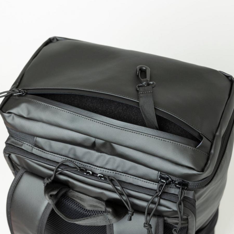 NEW ERA（ニューエラ） BOX PACK LARGE TPU BOX LOGO GRP 251 14521366