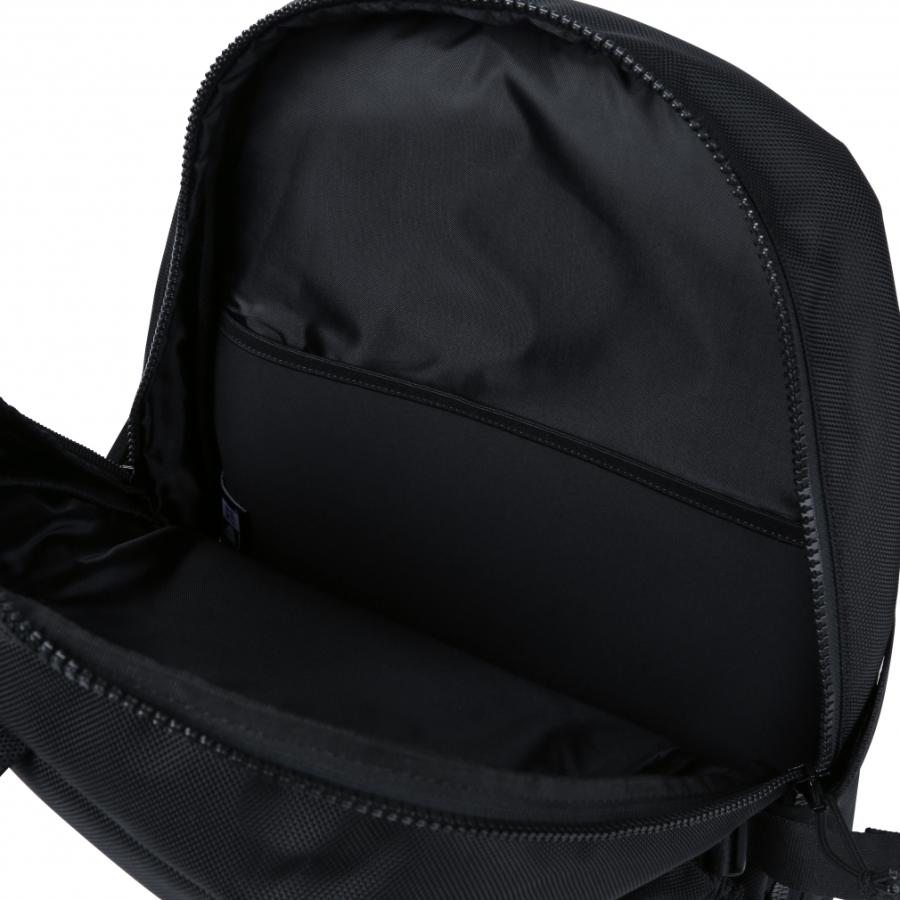 ニューエラ URBAN PACK BLK WHI 12854713 ディパック バックパック リュック 33L NEW ERA｜alpen-group｜03