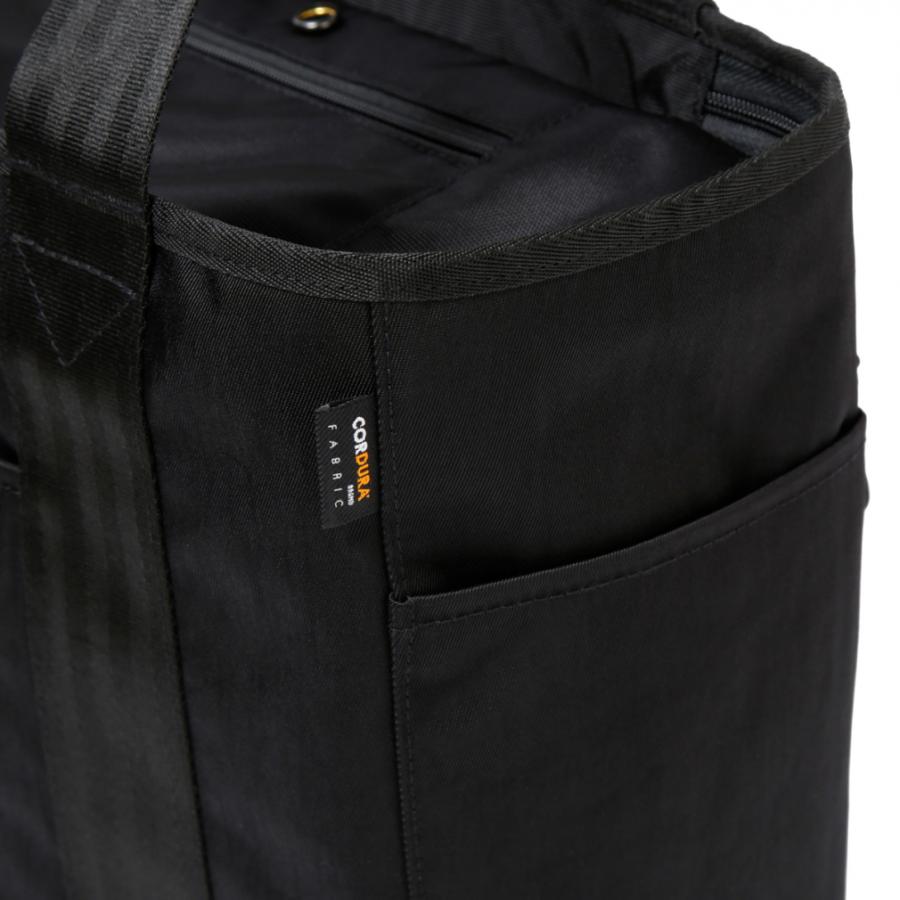 New Balance ニューバランス THE CITY トートバッグ 20L New Balance ニューバランス THE CITY トートバッグ 20L