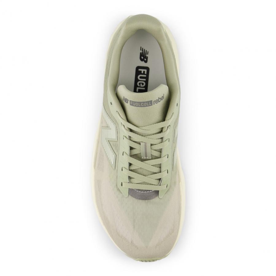 New Balance（ニューバランス） FuelCell Rebel v5 フューエルセル