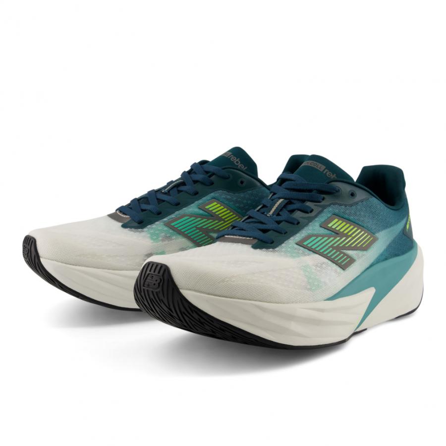 New Balance（ニューバランス） FuelCell Rebel v5 フューエルセル