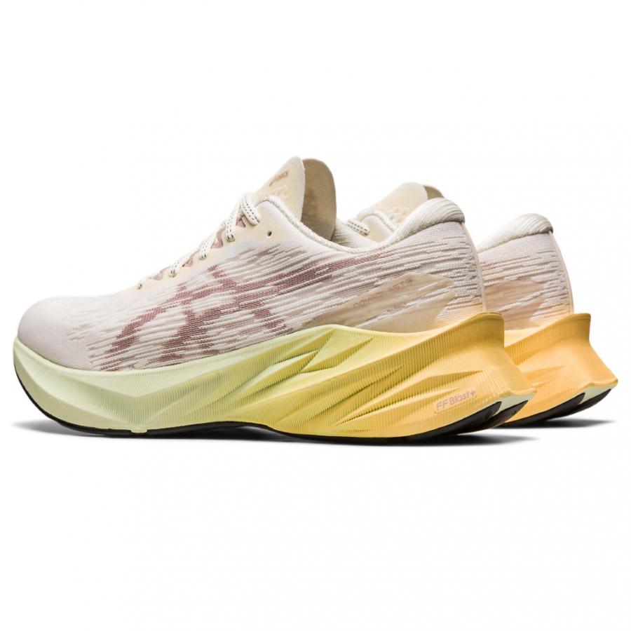 ASICS アシックス NOVABLAST 3 ノヴァブラスト 1012B288 ASICS アシックス NOVABLAST 3 ノヴァブラスト 1012B288