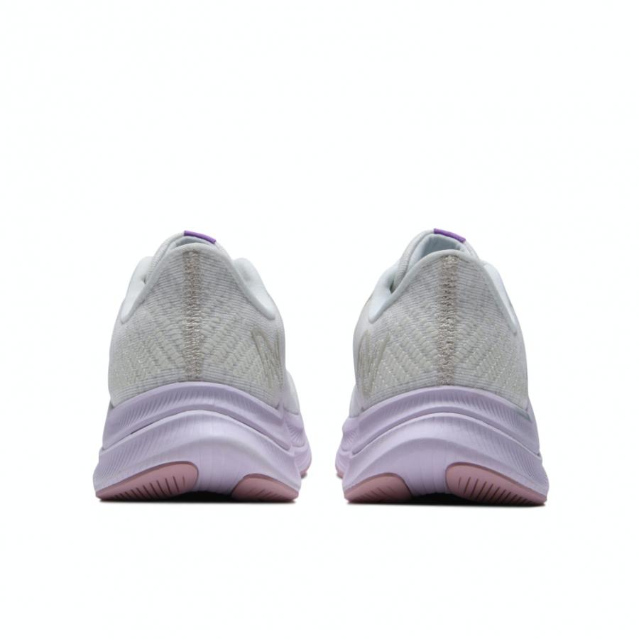 New Balance（ニューバランス） FuelCell Propel v4 フューエルセル
