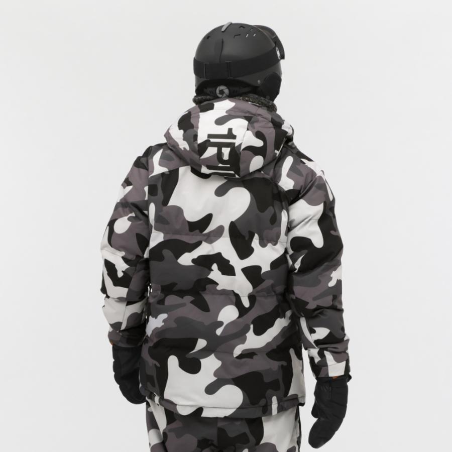 1piu1uguale3 relaxスノーボードジャケット新品未使用 1PIU1UGUALE3 RELAX（1PIU1UGUALE3 RELAX）（メンズ）スノーボード