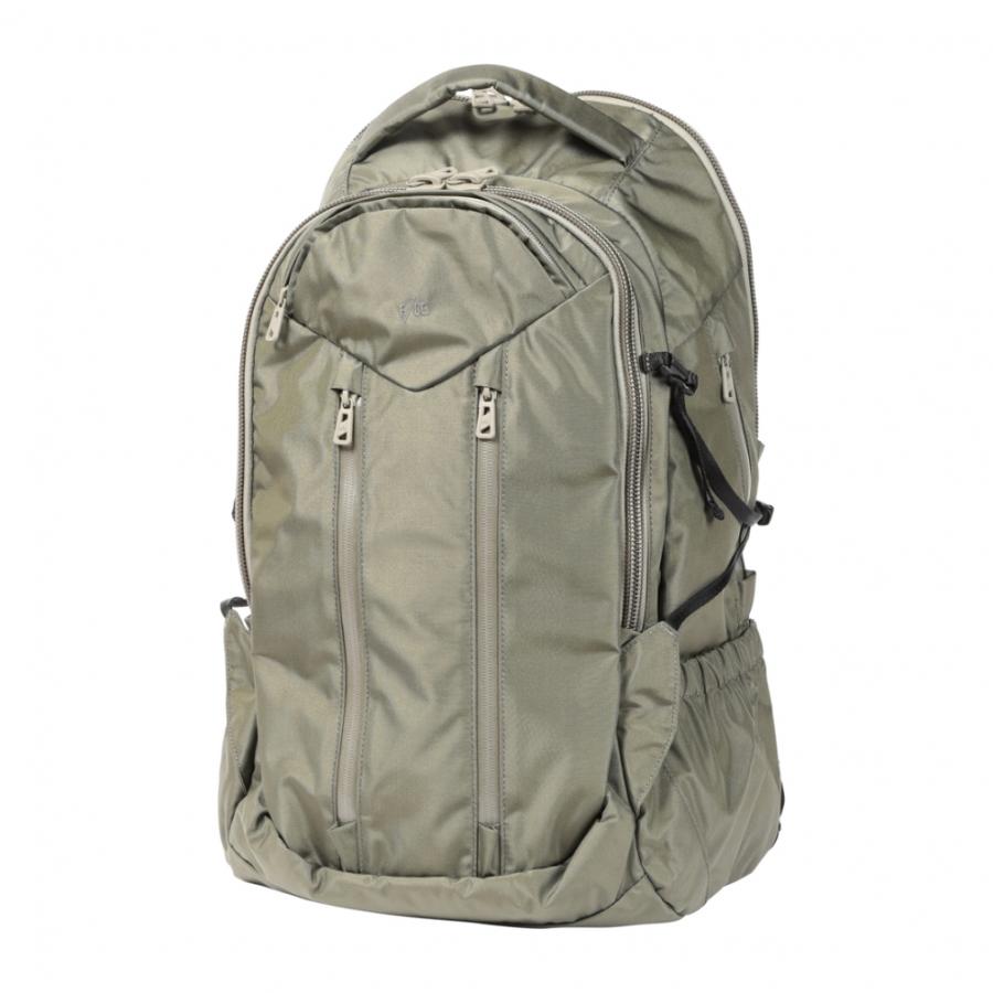 美品F/CE. FCE ROBIC DAYTRIP バックパック31L F/CE.（エフシーイー） ROBIC DAYTRIP BP 31L SAGE OLIVE FRN30241B