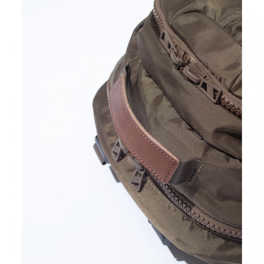 F/CE.（エフシーイー） 420 re/cor TRAVEL BP 33L BROWN FCD30242B