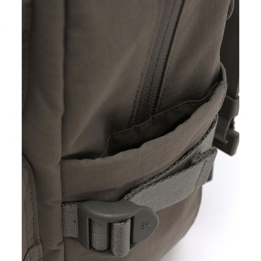 snow peak（スノーピーク） Dual Tech Small Backpack 9L DARK KHAKI