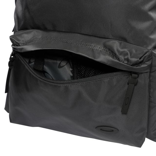 OAKLEY（オークリー） FGL BACKPACK M 10.0 20L ブラック FOS902374