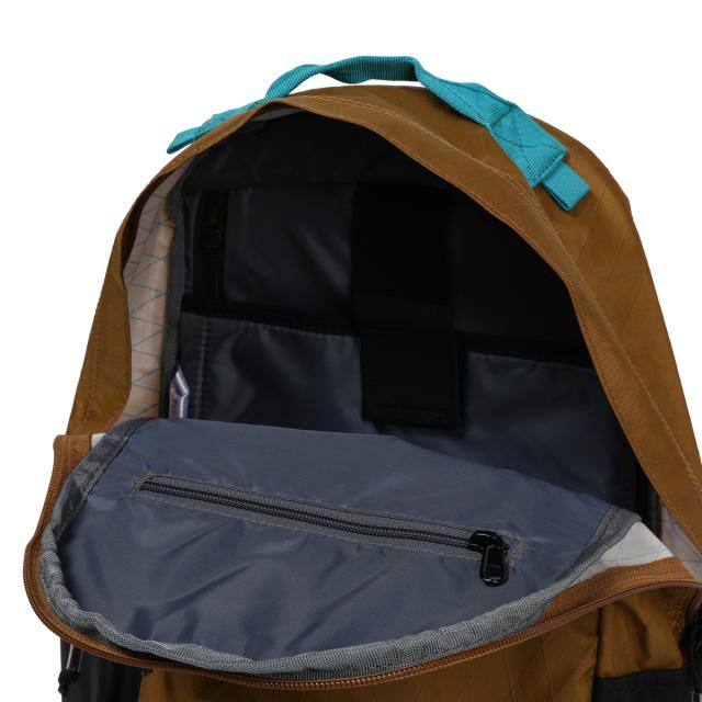 Columbia マウンテンハードウェア After Six Day Pack 20 20L