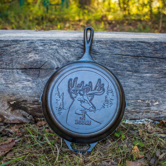 Lodge ロジック　ダッチオーブン スキレット等5個セット スタンドタワー スキレット LODGE ロッジ ロジック 《9インチ》 正規輸入品 : plywood