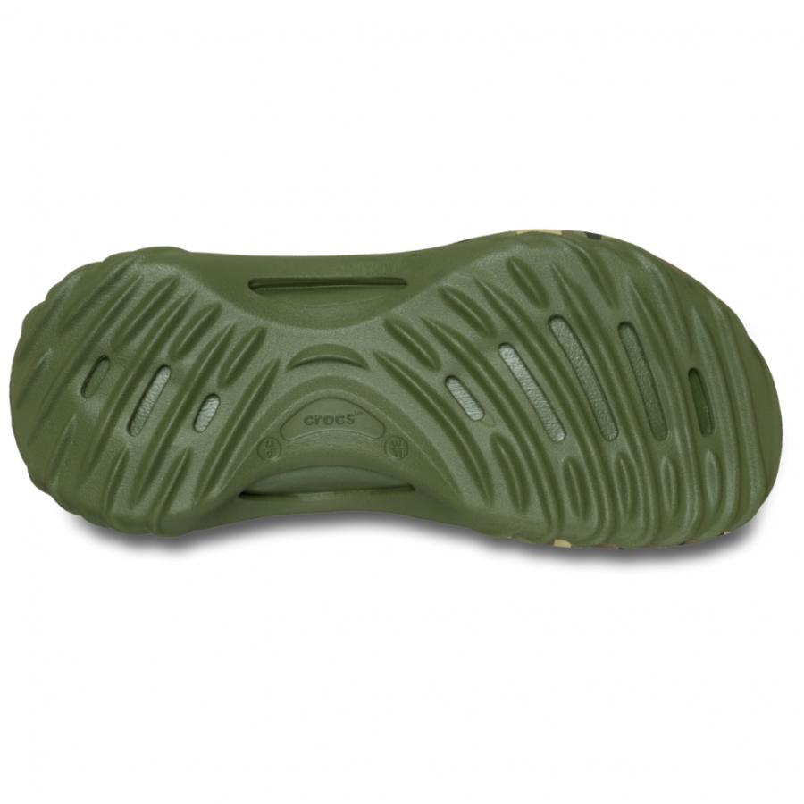 さな crocs（クロックス） Echo Camo Wave 212044-3TC クロッグサンダル