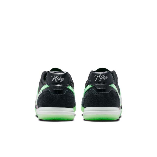NIKE（ナイキ） ティエンポ ストリートガト HQ7017-001 インドア