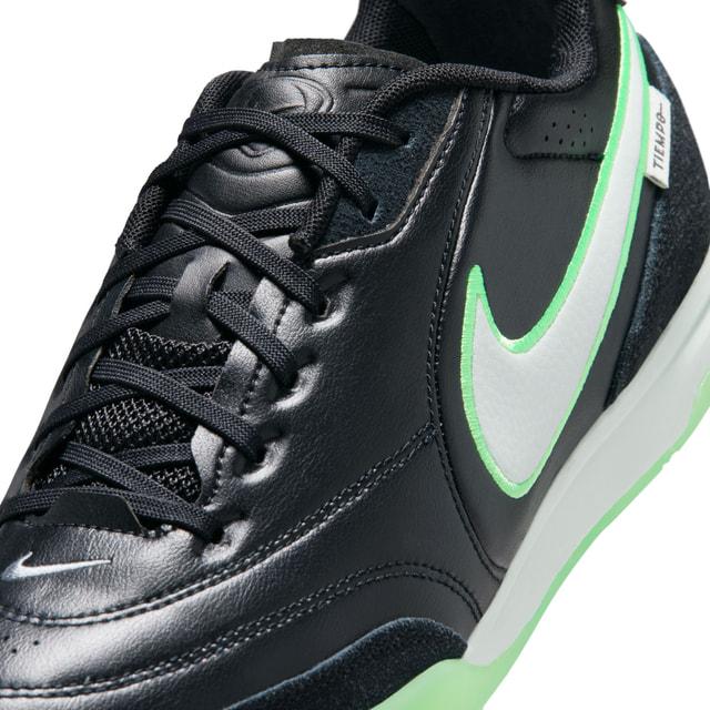 NIKE（ナイキ） ティエンポ ストリートガト HQ7017-001 インドア