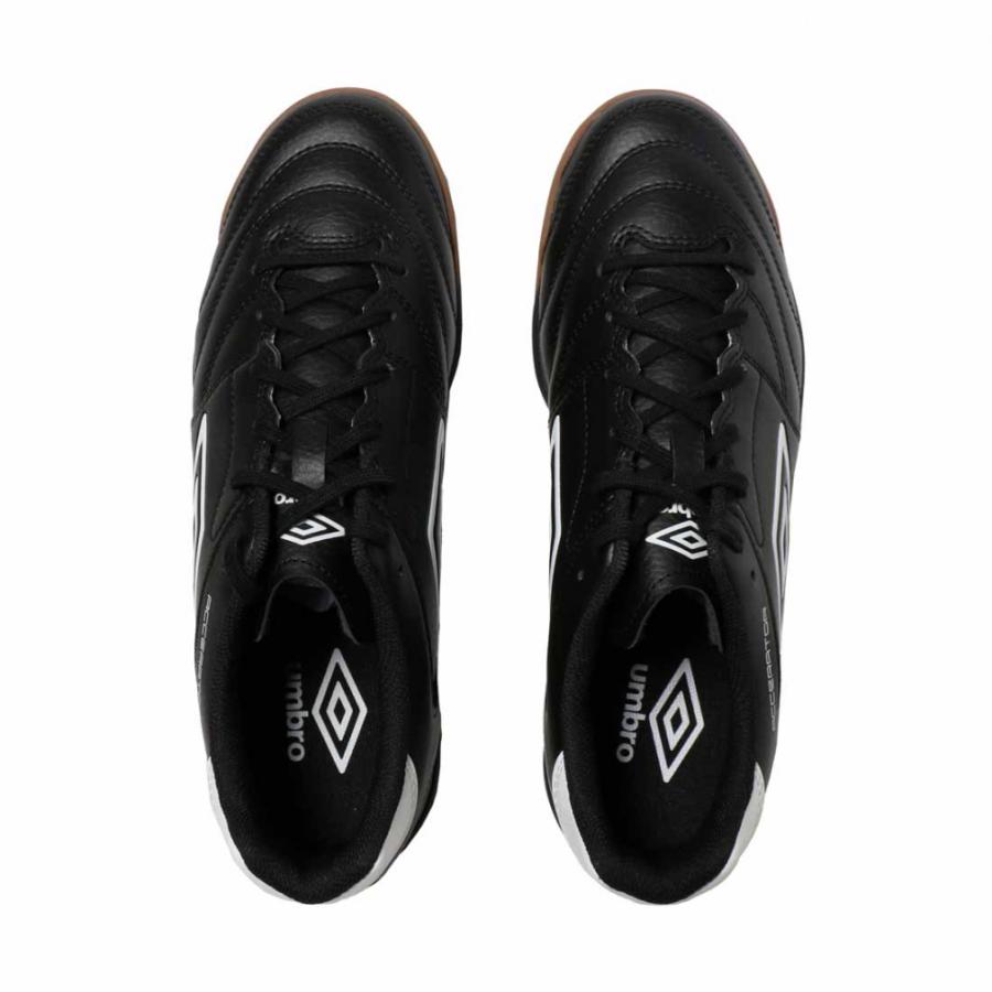 アンブロ UMBRO ブラック フットサルシューズ umbro（アンブロ） アクセレイターサラ WIDE IN UF6SCSF1M フットサル