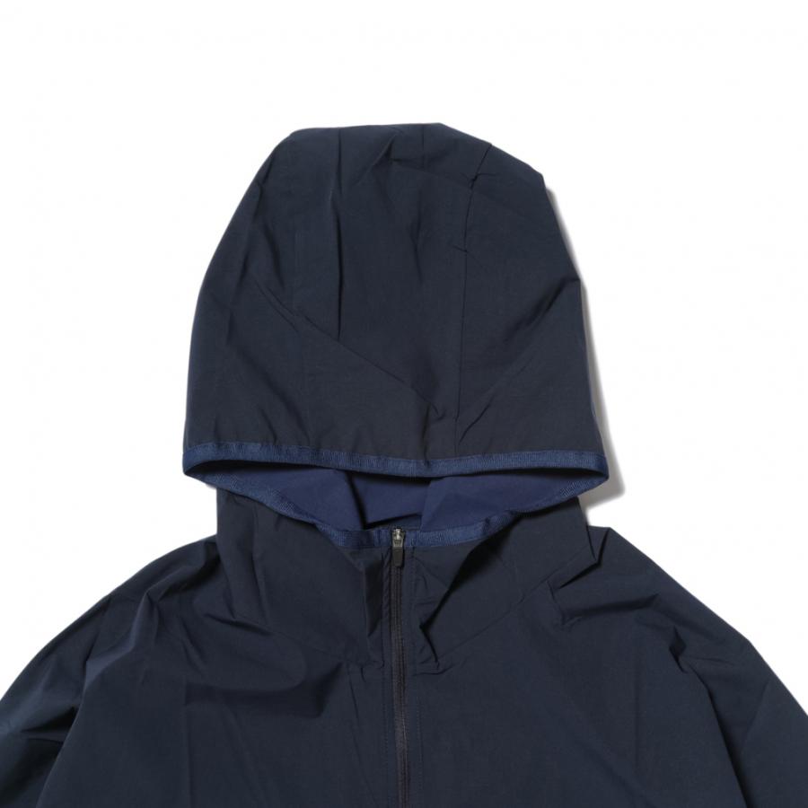 アスレタ　防風　ジャージ　防寒　サイズL 上下セット　ジャージ　ピステ アスレタ 防風 ジャージ 防寒 サイズL 上下セット ジャージ ピステ