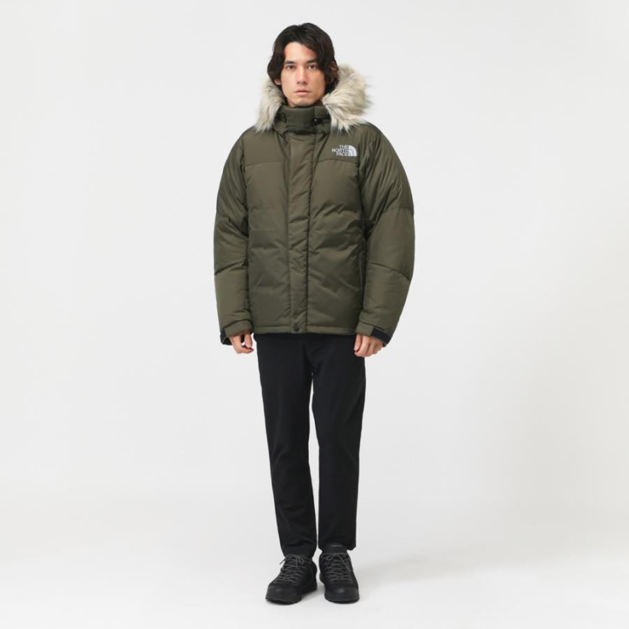 ほぼ試着のみ 秋冬THE NORTH FACE カーキ フード付きジャケット THE NORTH FACE（ザ ノースフェイス） ☆ポイント5倍 5/25まで