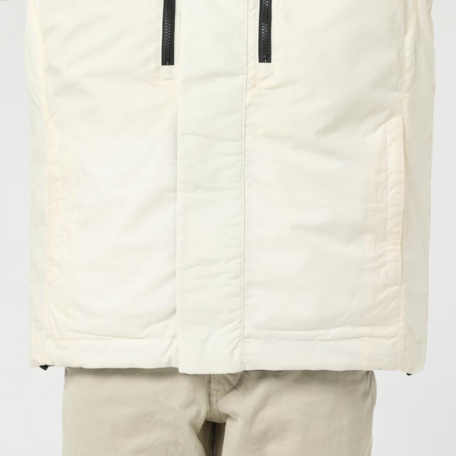 【HELLY HANSEN】ブルゾン　アイボリー　L. HELLY HANSEN ヘリーハンセン メンズ アウトドア 中綿ジャケット