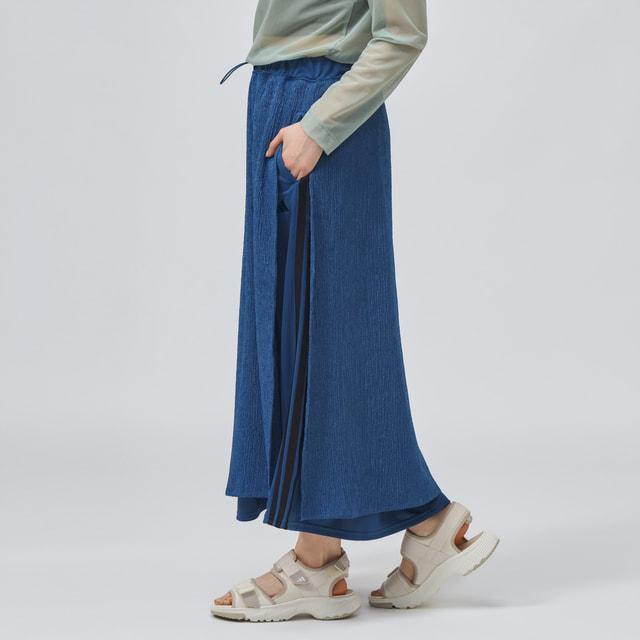 希少一点物 adidas 青 フレアスカート adidas（アディダス） レディース スカート SOFTLUX シアー レギュラー