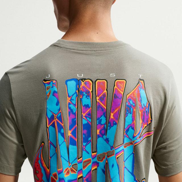 Nike イタリア国旗エンブレム ストライプシャツ NIKE（ナイキ） メンズ 半袖 機能 Tシャツ STD TRAIN THERMAL S/S T