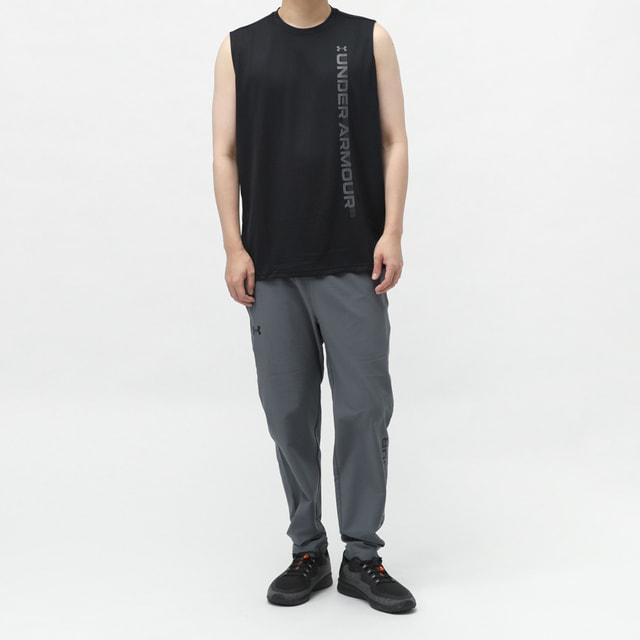 未使用　アンダーアーマー　ノースリーブ機能シャツ　1378357　サイズ：ML UNDER ARMOUR（アンダーアーマー） メンズ ノースリーブ 機能 シャツ