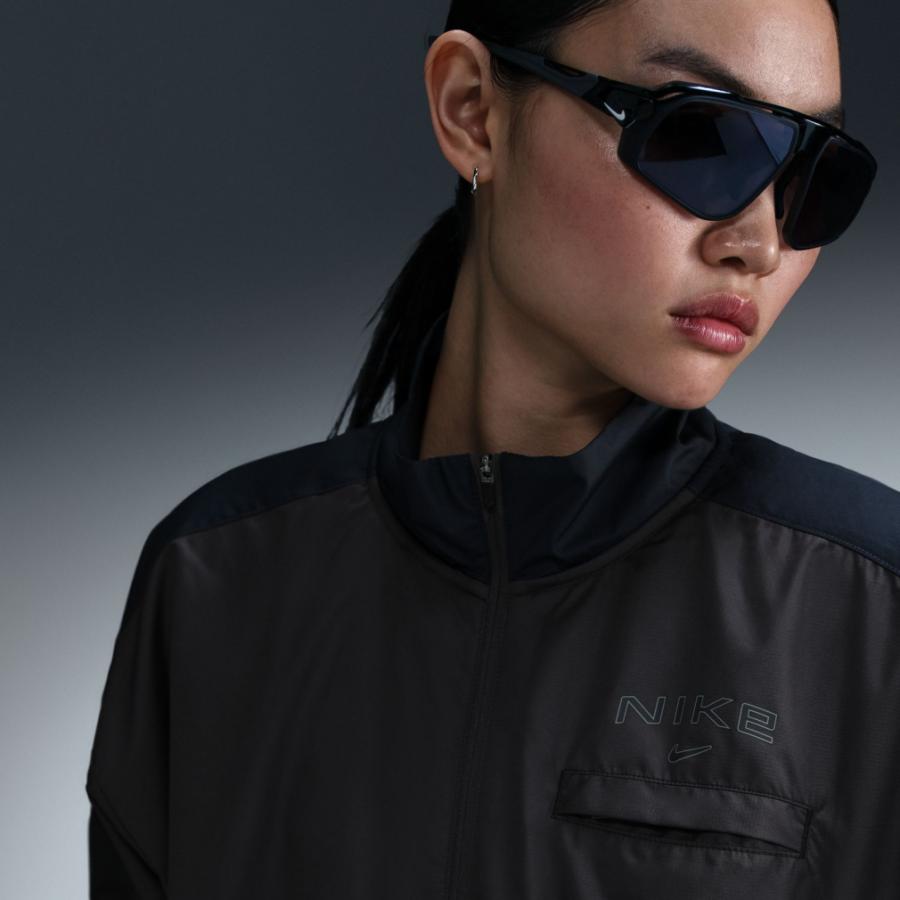 【新品】NIKE ウィメンズ LL フード付きジャケット 定価22000円 NIKE（ナイキ） レディース ウインドジャケット ウィメンズ DF WZ OPP2