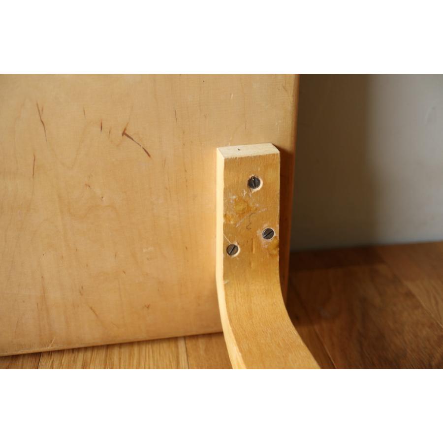 Artek Table with Deskbox | artek | 15