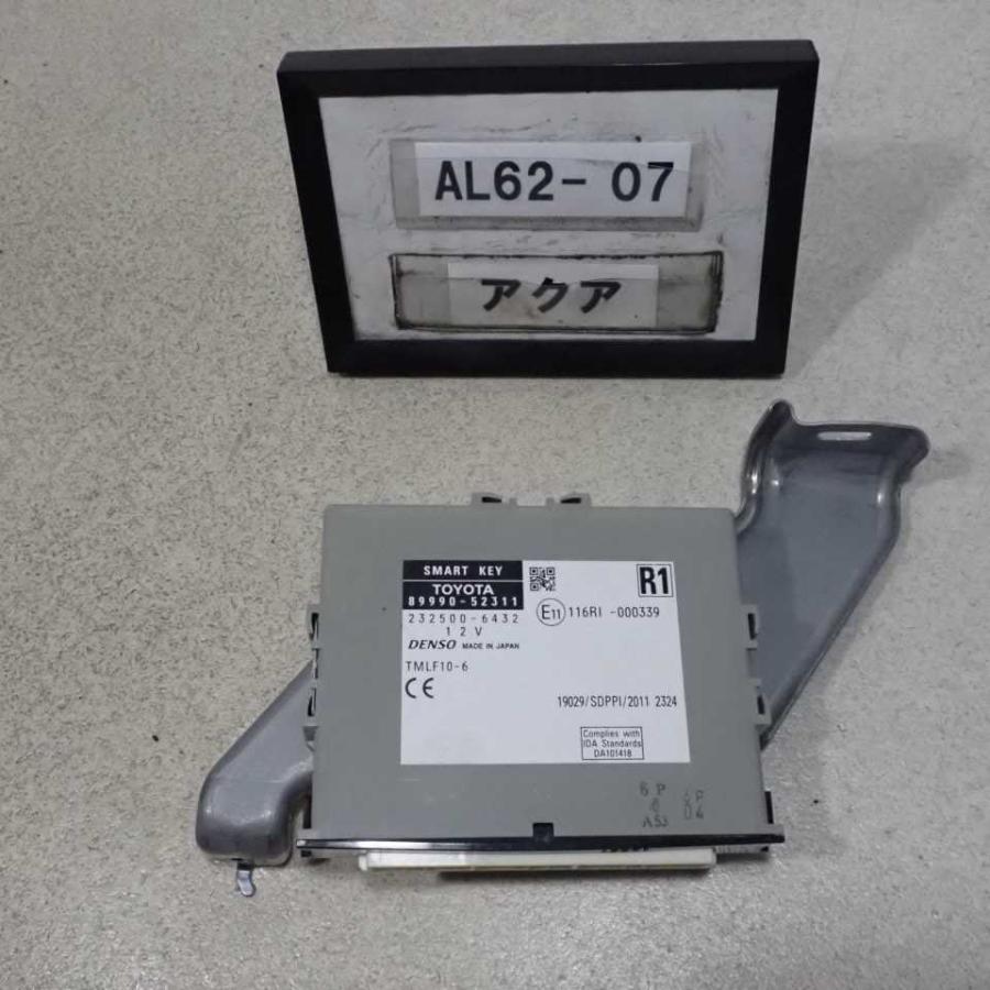 トヨタ アクアDAA-NHP10スマートキー 1個コンピューター 平成24年 アクア NHP10 前期 純正 スマートキーコンピューター