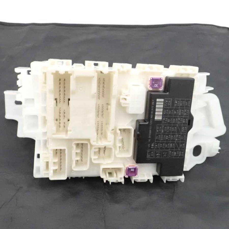 平成24年 スイフト スポーツ ZC32S 純正 室内ヒューズボックス BOX